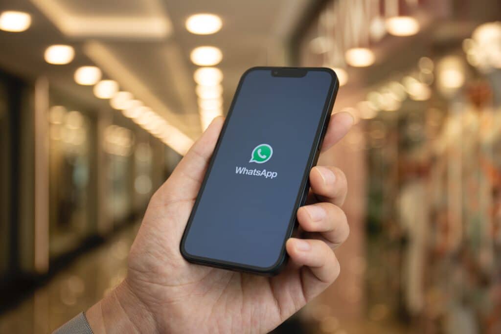 WhatsApp plus sin anuncios Qué es y cómo funciona